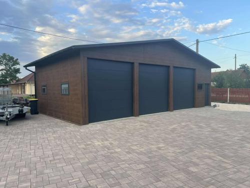 10 cm EPS szendvicspanel garázs