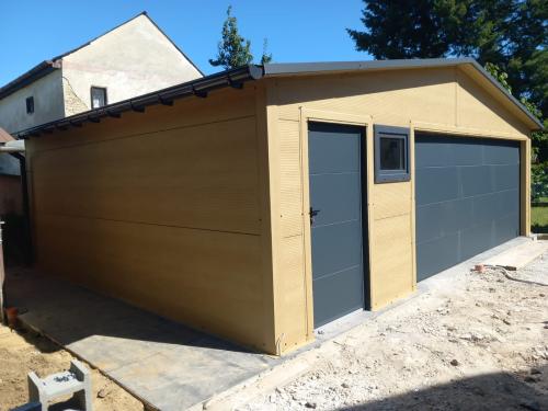 10 cm PIR szendvicspanel garázs