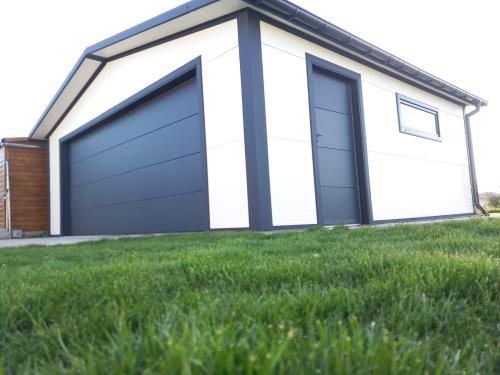 10 cm PIR szendvicspanel garázs